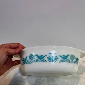 Pyrex White and Teal Floral Casserole Dish